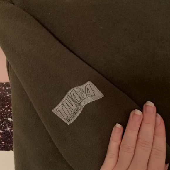 TNA sweater - Picture 3 of 3